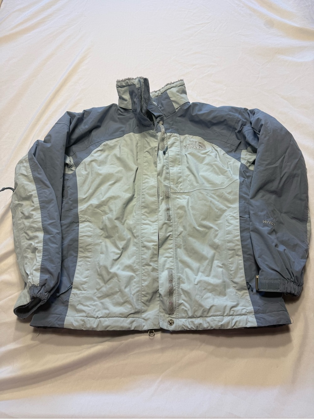 The North Face Two-Tone Light Gray & Charcoal Women's Ski Jacket